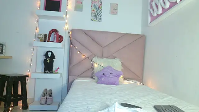 eva sin18 online show from 04.12.26