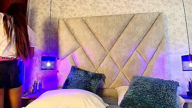 AmbarRaj online show from 11.12.25