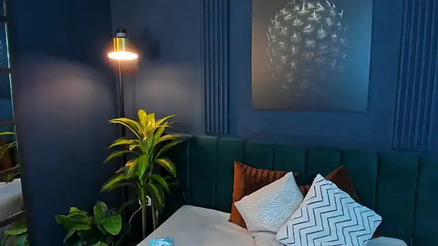 roxy hell online show from 03.19.25