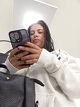 Snapshot of Nathaly_12 chatting on 06.25.26 Nathaly 12 online show from 06.25.26