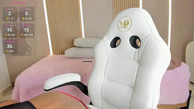 stephany summer online show from 03.14.26