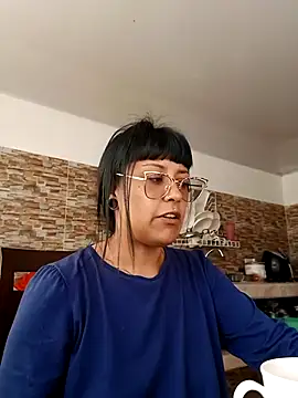 Snapshot of DaniPoison chatting on 03.16.25 DaniPoison online show from 03.16.25