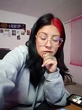 DaniPoison online show from 02.17.26