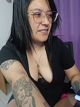DaniPoison online show from 06.25.26