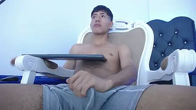 dareck 18 online show from 03.12.25