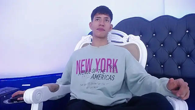 dareck 18 online show from 03.14.25