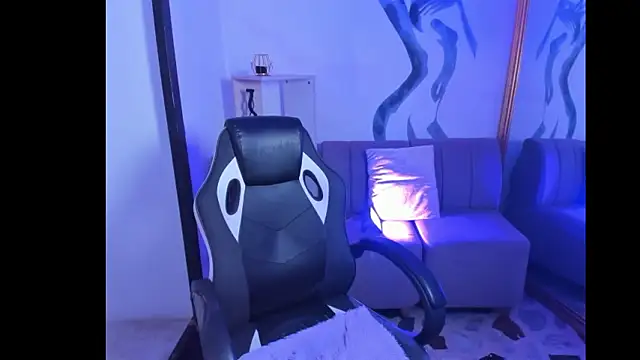 VanessaScott  online show from 02.16.26