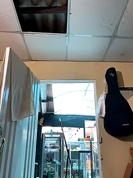 Snapshot of val_zx chatting on 09.08.25 val zx online show from 09.08.25