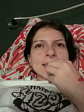 Snapshot of val_zx chatting on 09.15.25 val zx online show from 09.15.25