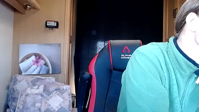 Snapshot of CallMeMaria chatting on 01.17.25 CallMeMaria online show from 01.17.25