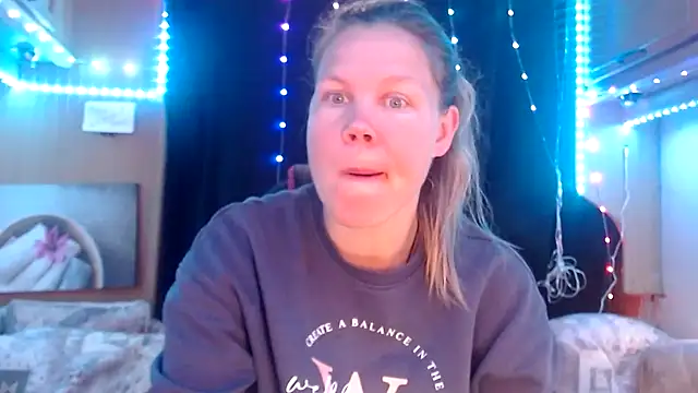 Snapshot of CallMeMaria chatting on 02.19.25 CallMeMaria online show from 02.19.25