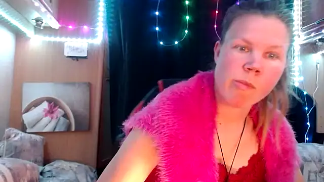 Snapshot of CallMeMaria chatting on 03.16.25 CallMeMaria online show from 03.16.25