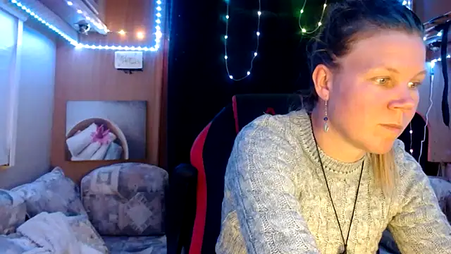 Snapshot of CallMeMaria chatting on 03.20.25 CallMeMaria online show from 03.20.25