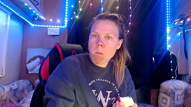 Snapshot of CallMeMaria chatting on 03.22.25 CallMeMaria online show from 03.22.25