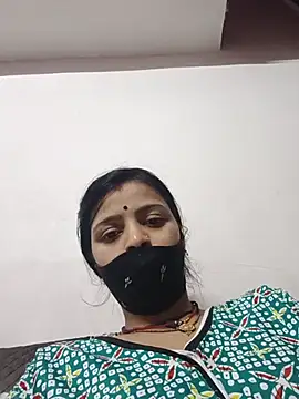 Snapshot of Daya_Chheda chatting on 07.08.26 Daya Chheda online show from 07.08.26