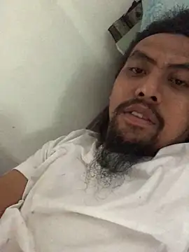 Snapshot of John_Syukri chatting on 03.22.25 John Syukri online show from 03.22.25