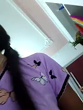 Snapshot of Hotty-Nidhi chatting on 03.18.26 Hotty-Nidhi online show from 03.18.26