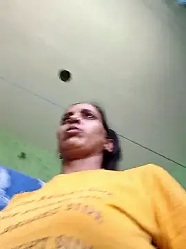 Snapshot of Hotty-Nidhi chatting on 05.21.26 Hotty-Nidhi online show from 05.21.26