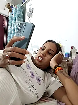 Snapshot of Hotty-Nidhi chatting on 06.30.26 Hotty-Nidhi online show from 06.30.26