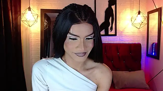 agatha rodriguez online show from 11.22.25