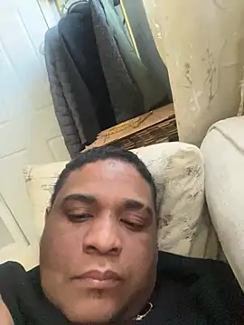 Snapshot of castro0416 chatting on 03.08.25 castro0416 online show from 03.08.25