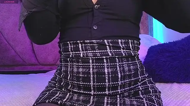 Kanela miller  online show from 04.11.26