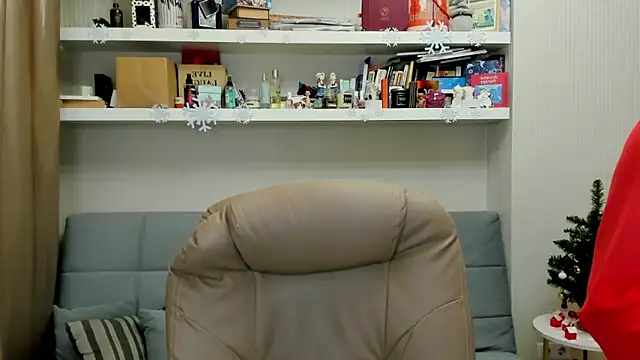 Kara Smith  online show from 12.17.25