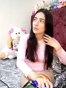 HOLY DOLL online show from 03.18.25