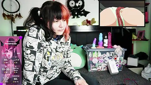 Snapshot of Devil_And_Princess chatting on 04.30.26 Devil And Princess online show from 04.30.26