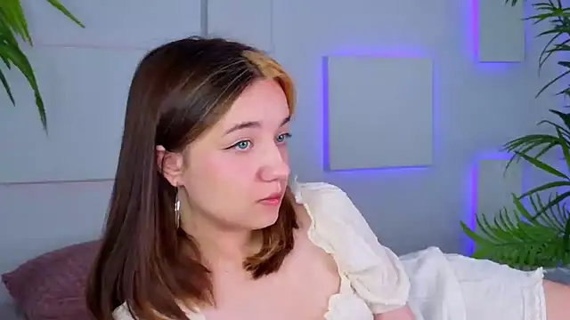 Gia Riccardo online show from 09.22.25