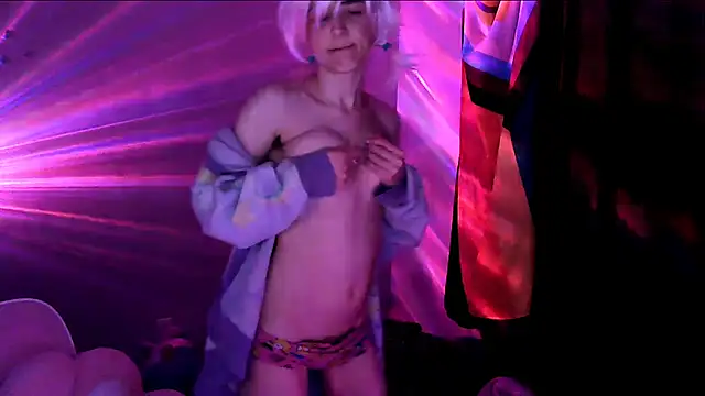 ThirstyKawaii online show from 03.11.25