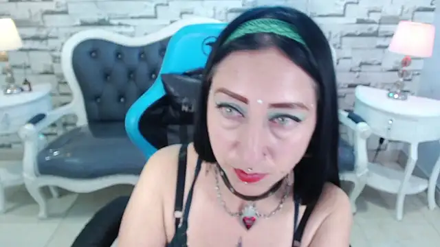 Snapshot of valeria_a1 chatting on 03.18.25 valeria a1 online show from 03.18.25