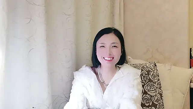 Rachel-6600 online show from 11.18.25