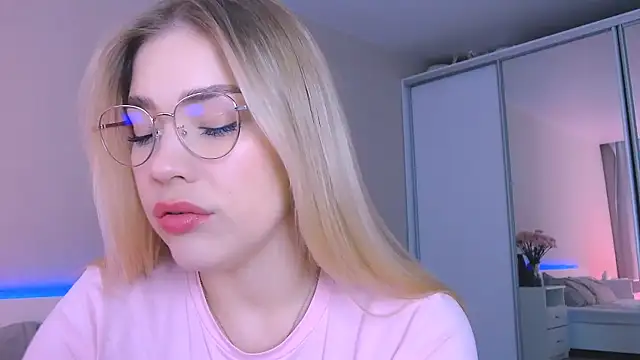 DIANAxxxDIAMOND online show from 10.11.25