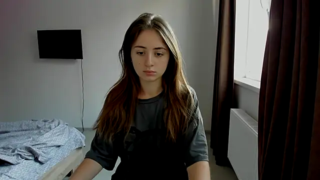 Snapshot of LilyHaart chatting on 09.23.25 LilyHaart online show from 09.23.25