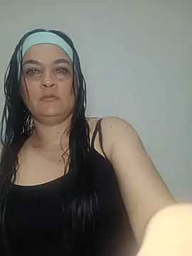 Snapshot of megan_milf79 chatting on 07.02.26 megan milf79 online show from 07.02.26
