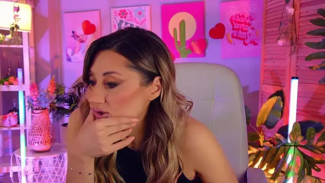 SarahAlluring online show from 02.26.26