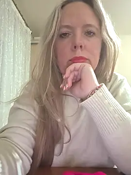 Irina3718 online show from 11.26.25