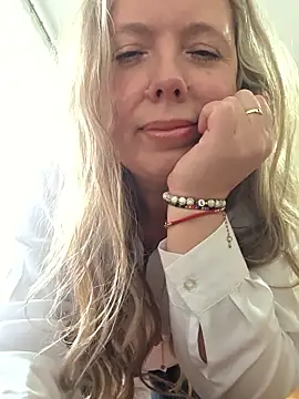 Irina3718 online show from 01.11.26