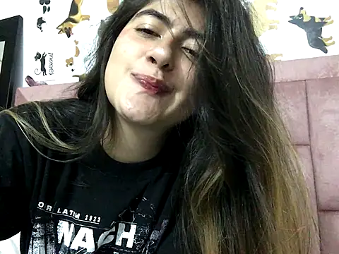 skyler1195 online show from 11.22.25