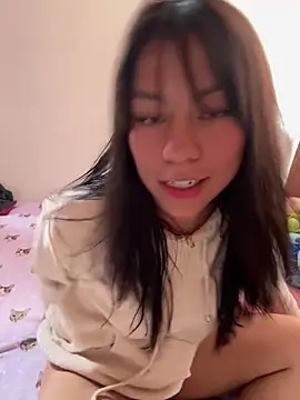 Snapshot of -Selene- chatting on 04.20.26 -Selene- online show from 04.20.26