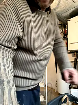 billybib83 online show from 11.14.25