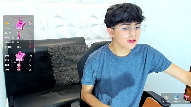 Snapshot of Sam_Daves chatting on 10.17.25 Sam Daves online show from 10.17.25