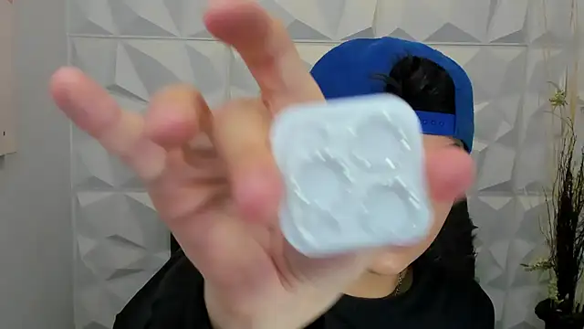 Sam Daves online show from 12.04.25