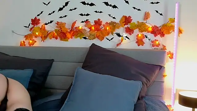 SweetDarling7 online show from 10.31.25