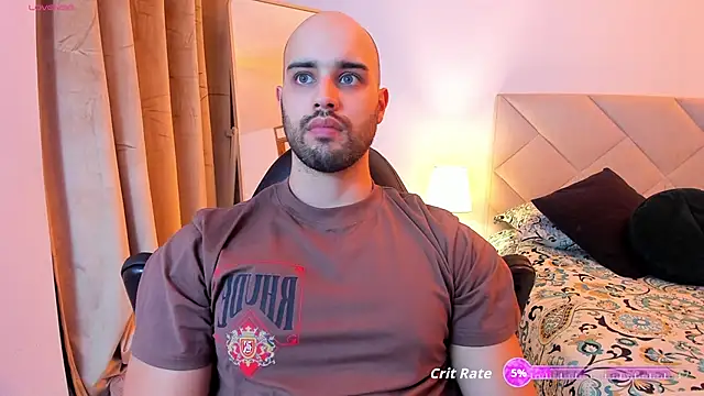 Snapshot of Chris_Alzate chatting on 10.05.25 Chris Alzate online show from 10.05.25