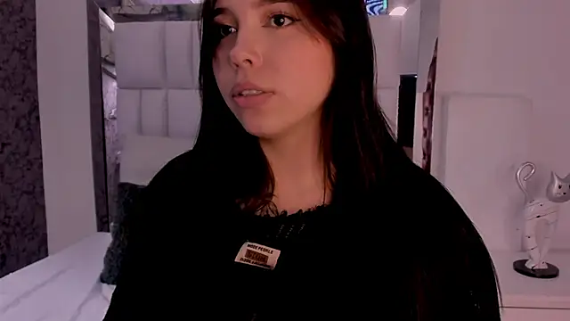 LunaCandy  online show from 11.13.25