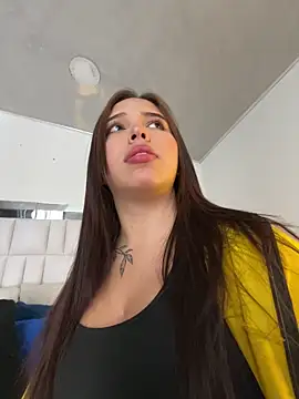 Snapshot of LunaCandy_ chatting on 02.04.26 LunaCandy online show from 02.04.26