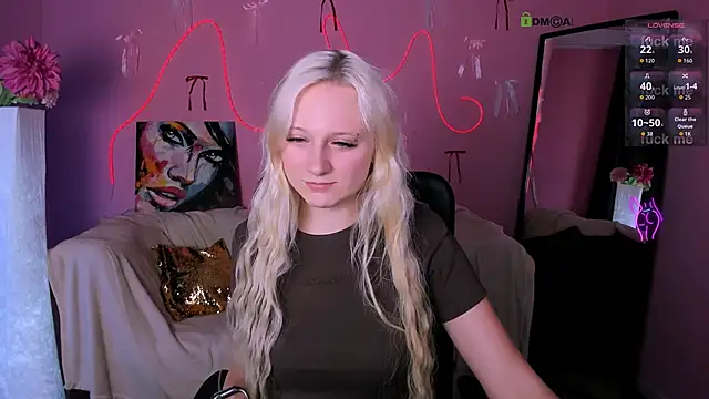 Snapshot of madam_uliis chatting on 04.13.26 madam uliis online show from 04.13.26