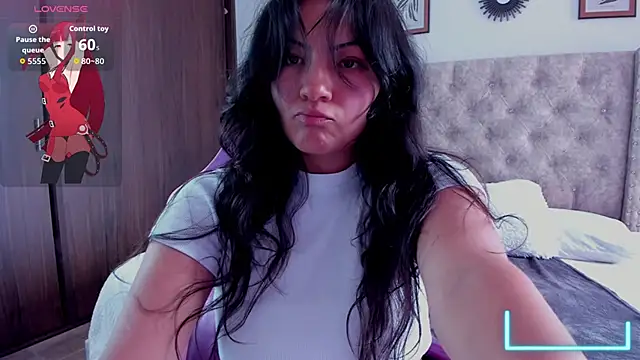 Snapshot of Asaray_T chatting on 10.22.25 Asaray T online show from 10.22.25